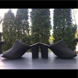 Peep-toe Leather Pumps- Size 7